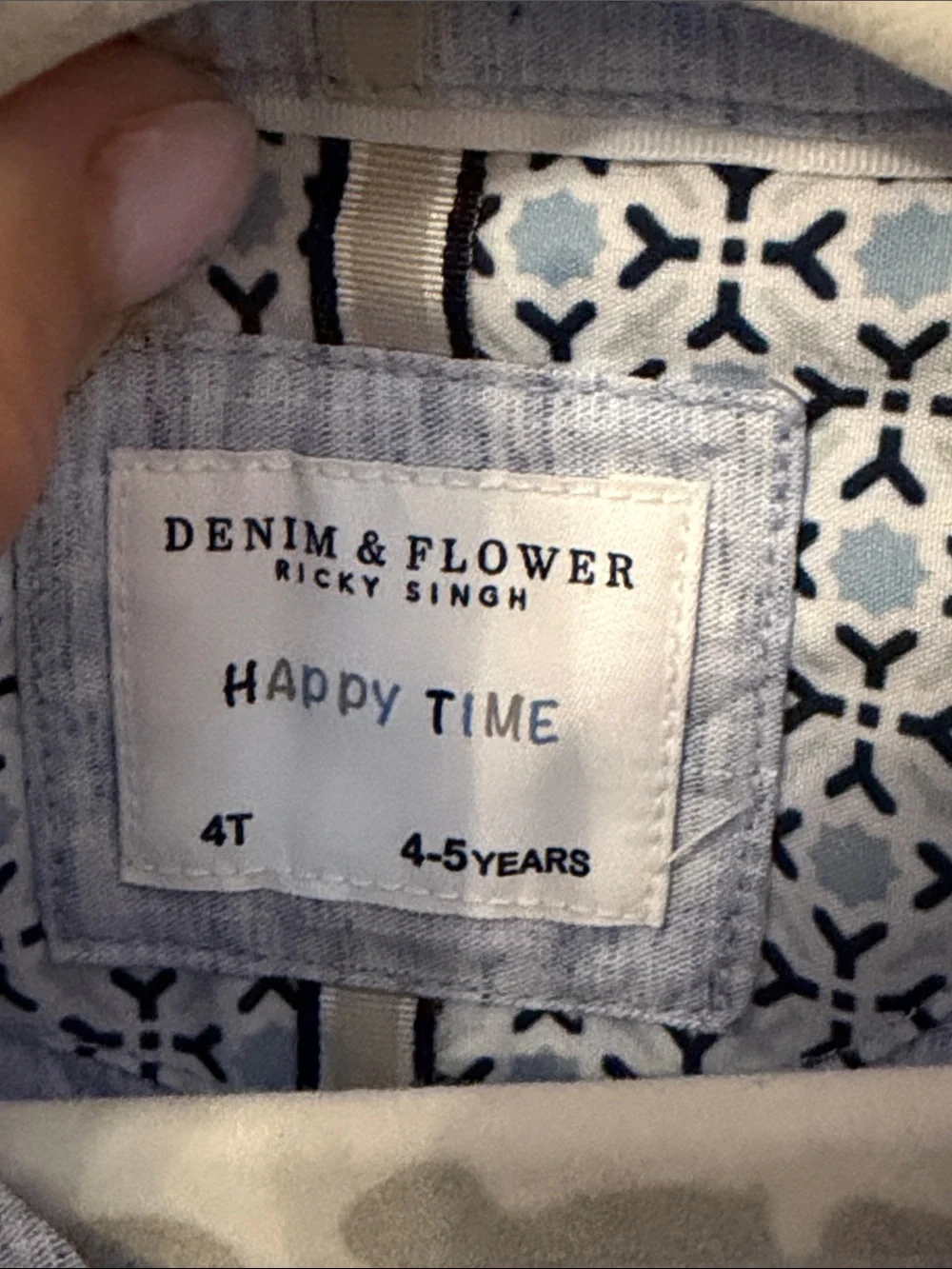 Denim & Flower Light Blue Heathered Short-Sleeve Button-Down Shirt (1)